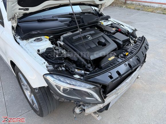 2016 MERCEDES GLA 180d AMG - ÖNCESİ BOYASIZ - 152.000 KM