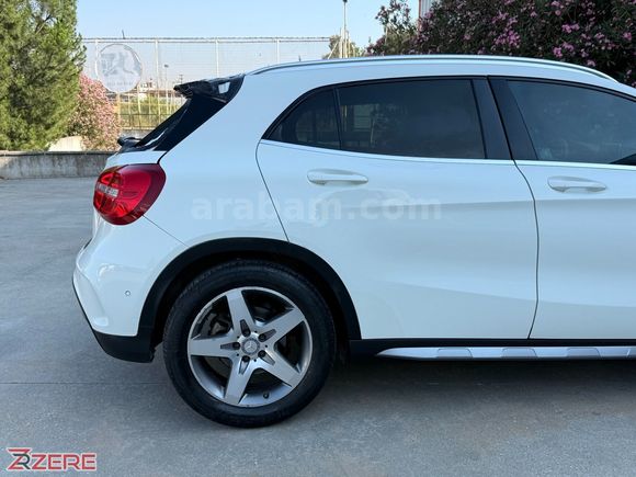 2016 MERCEDES GLA 180d AMG - ÖNCESİ BOYASIZ - 152.000 KM