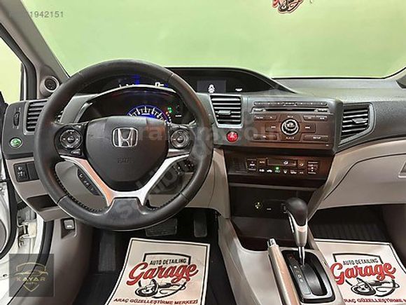KAYAR AUTO`dan 2016 MODEL HATASIZ BİR PARÇA BOYALI HONDA CİVİC