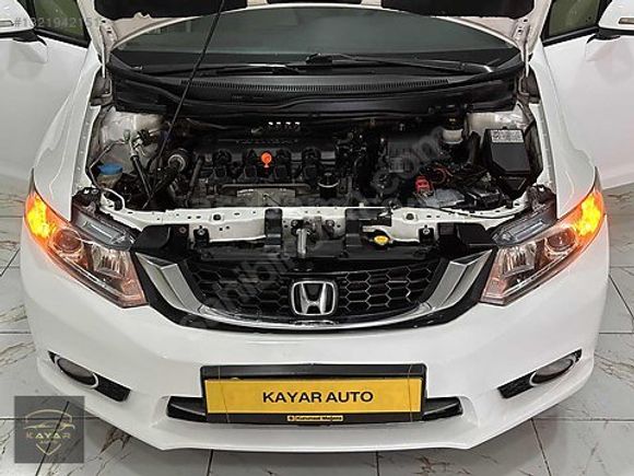 KAYAR AUTO`dan 2016 MODEL HATASIZ BİR PARÇA BOYALI HONDA CİVİC