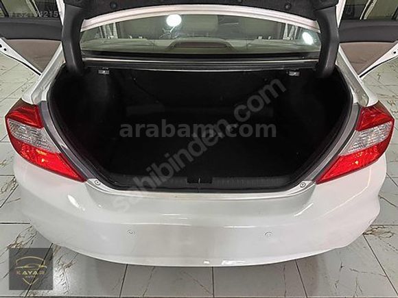 KAYAR AUTO`dan 2016 MODEL HATASIZ BİR PARÇA BOYALI HONDA CİVİC