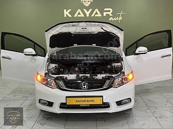 KAYAR AUTO`dan 2016 MODEL HATASIZ BİR PARÇA BOYALI HONDA CİVİC