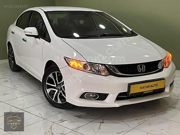 KAYAR AUTO`dan 2016 MODEL HATASIZ BİR PARÇA BOYALI HONDA CİVİC