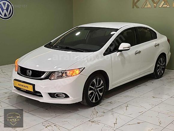 KAYAR AUTO`dan 2016 MODEL HATASIZ BİR PARÇA BOYALI HONDA CİVİC