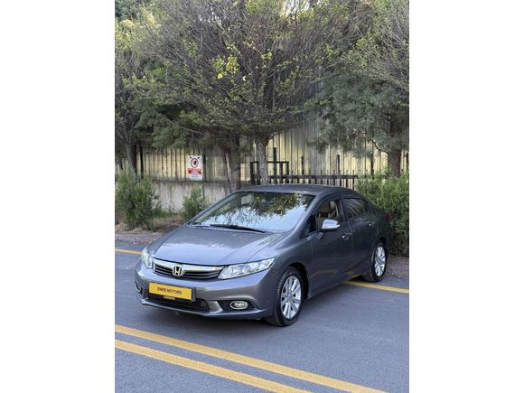 HONDA CİVİC 1.6 İVTEC PREMİUM