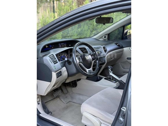 HONDA CİVİC 1.6 İVTEC PREMİUM