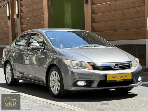 HONDA"CIVIC"119 BİNDE"DEĞİŞENSİZ"SERVİS BAKIMLI "