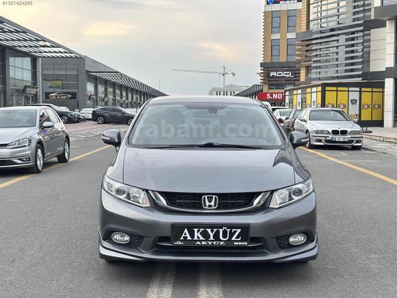 HATASIZ HONDA CİVİC 1.6 İ-VTEC ECO PREMİUM MULTİMEDYA'LI