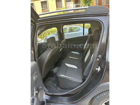 Sahibinden Dacia Sandero 1.5 dCi Stepway 2015 Model  55 BINDE DÜŞÜK KM ORJINAL
