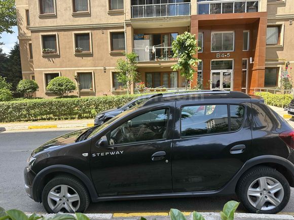 Sahibinden Dacia Sandero 1.5 dCi Stepway 2015 Model  55 BINDE DÜŞÜK KM ORJINAL