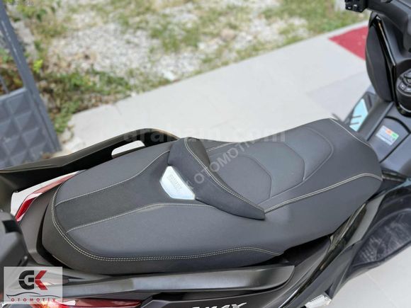 GK OTOMOTİV'DEN 2024 YAMAHA X-MAX 300 TECH MAX HATASIZ EKTRALI