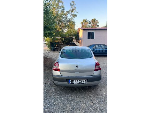 Sahibinden Renault Megane 1.5 dCi Expression 2008 Model  418.000 km Gri (Gümüş)