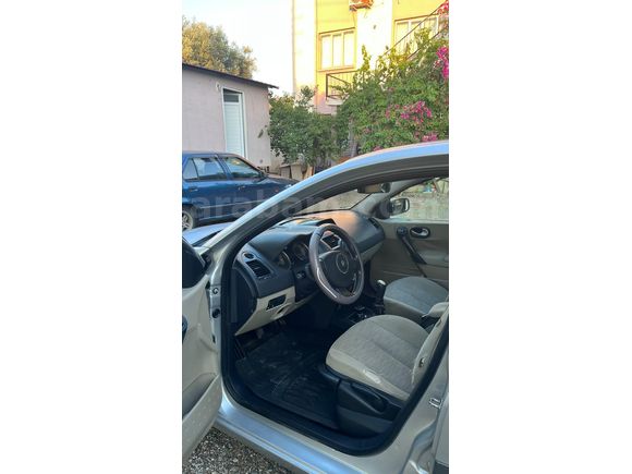 Sahibinden Renault Megane 1.5 dCi Expression 2008 Model  418.000 km Gri (Gümüş)