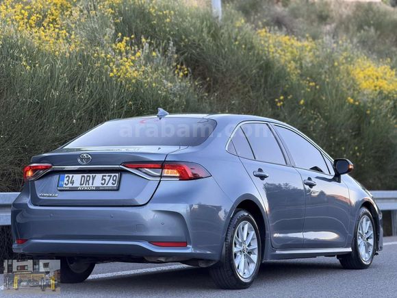 2021 COROLLA 1.5 DREAM OTOMATİK 85 BİNDE