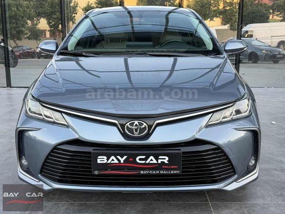 BAY-CAR'dan 2022 MODEL TOYOTA COROLLA+80 BİN KM