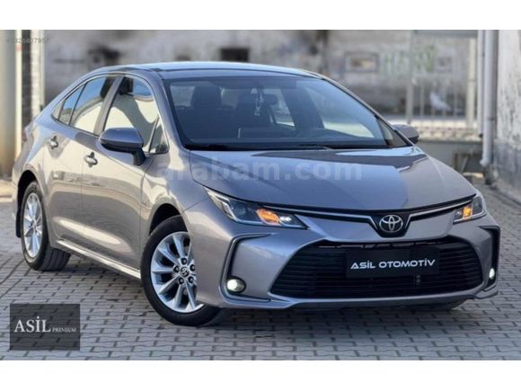 -ASİL PREMİUM-2021 COROLLA 1.5 DREAM DEĞİŞENSİZ 65.000 KM'de