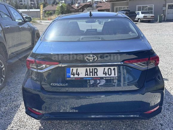 2025 COROLLA 1.5 DREAM CVT | 14.500 KM