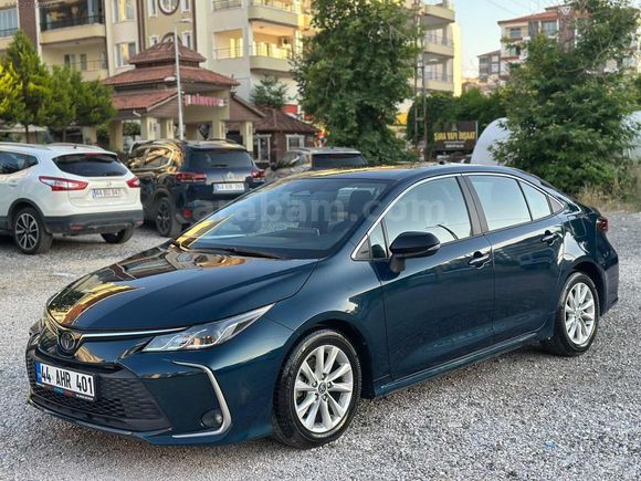 2025 COROLLA 1.5 DREAM CVT | 14.500 KM
