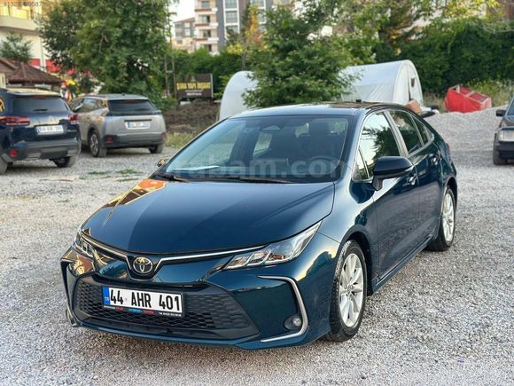 2025 COROLLA 1.5 DREAM CVT | 14.500 KM
