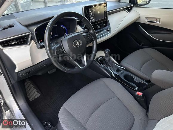 OnOto-2022-COROLLA DREAM-HATASIZ-OTOMATİK-Y.SERVİS