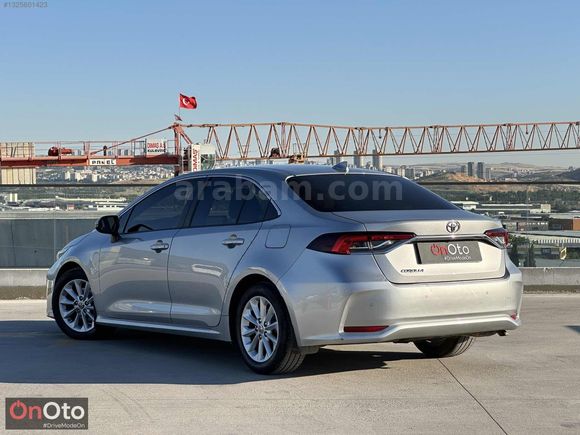 OnOto-2022-COROLLA DREAM-HATASIZ-OTOMATİK-Y.SERVİS
