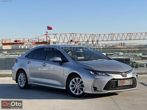 OnOto-2022-COROLLA DREAM-HATASIZ-OTOMATİK-EKSTRALI-