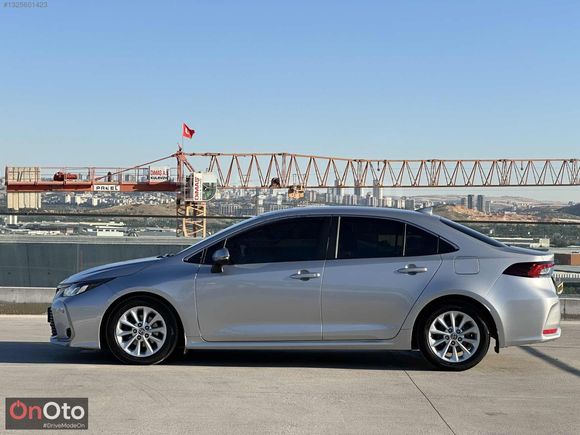 OnOto-2022-COROLLA DREAM-HATASIZ-OTOMATİK-Y.SERVİS