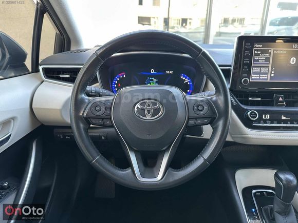 OnOto-2022-COROLLA DREAM-HATASIZ-OTOMATİK-Y.SERVİS