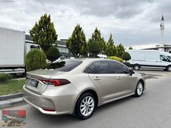 CAR WİN'den 2022 TOYOTA COROLLA DREAM SERVİS BAKIMLI