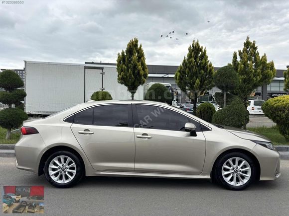 CAR WİN'den 2022 TOYOTA COROLLA DREAM SERVİS BAKIMLI