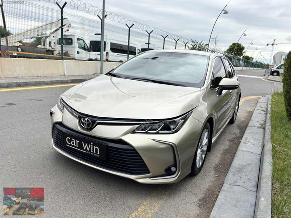 CAR WİN'den 2022 TOYOTA COROLLA DREAM SERVİS BAKIMLI