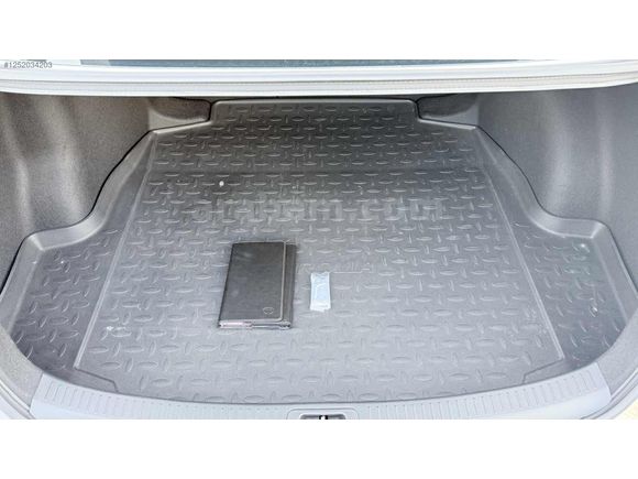 !!! KM 63xxx binde !!! COROLLA 1.5 DREAM MULTİDRİVE S TRAMERSİZ
