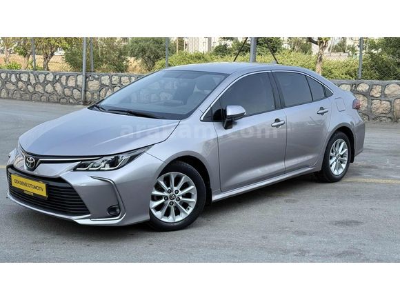 !!! KM 63xxx binde !!! COROLLA 1.5 DREAM MULTİDRİVE S TRAMERSİZ