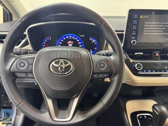 YÜCELER OTODAN 2022 MODEL TOYOTA COROLLA DREAM 1.5 MULTİDRİVES