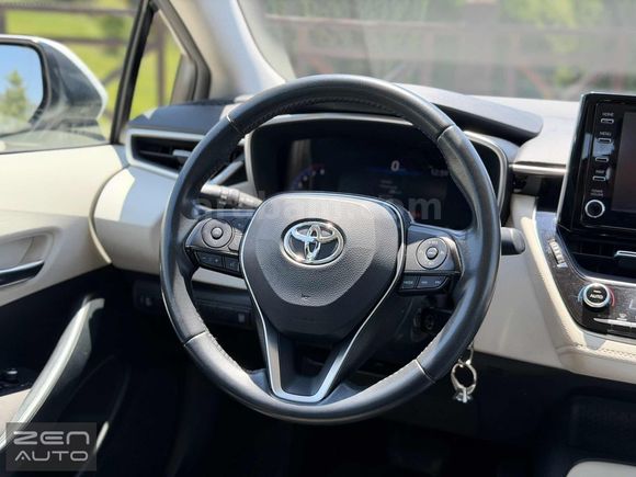 COROLLA 1.5 DREAM MULTİDRİVE HATASIZ 32000 KM DE
