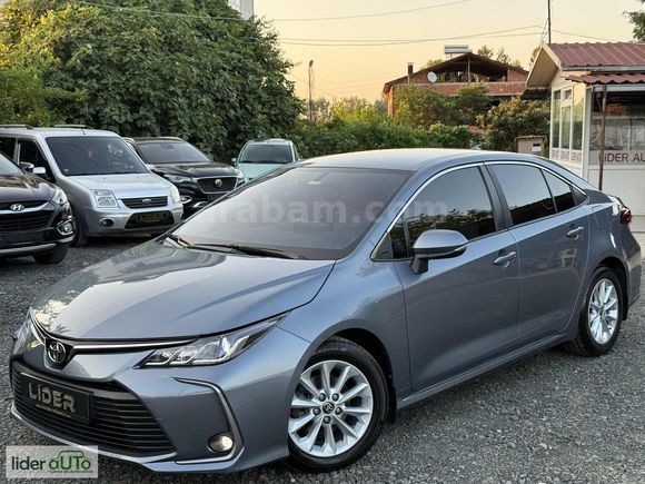 LİDER-2022 TOYOTA COROLLA 1.5 DREAM BOYASIZ-33.650KM SERVİS BKM
