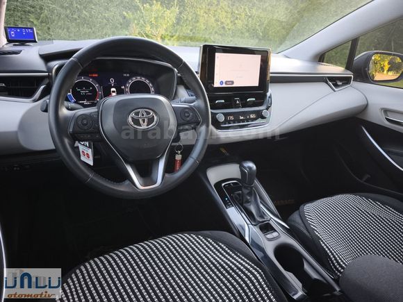 ÜNLÜ den BOYASIZ 2023 COROLLA 1.5 DREAM 65 BİNKM