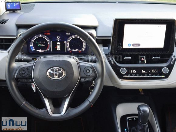 ÜNLÜ den BOYASIZ 2023 COROLLA 1.5 DREAM 65 BİNKM
