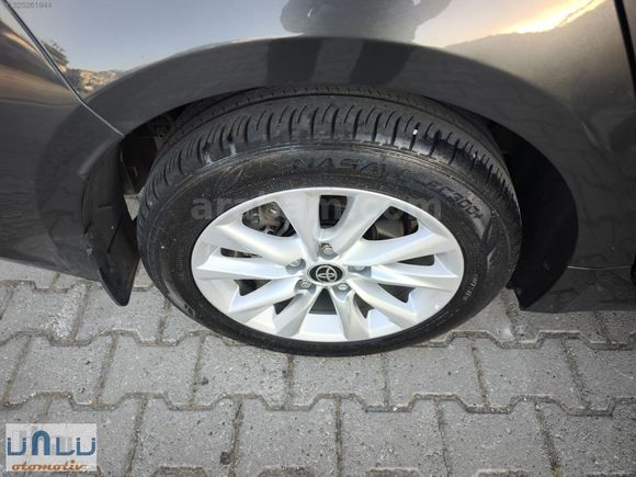 ÜNLÜ den BOYASIZ 2023 COROLLA 1.5 DREAM 65 BİNKM
