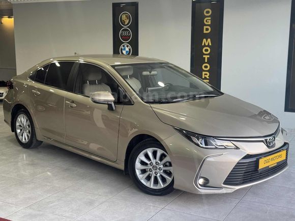 OGDMOTORS/2022 MODEL TOYOTA COROLLA 1.5 DREAM 51.000 KM