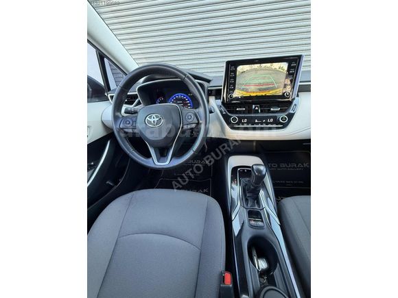 AUTO BURAK 2022 MODEL TOYATA COROLLA HATASIZ 40.000 KM