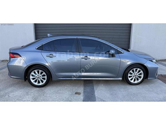AUTO BURAK 2022 MODEL TOYATA COROLLA HATASIZ 40.000 KM