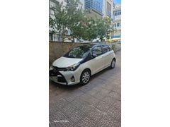 Sahibinden Toyota Yaris 1.33 Style X-Trend Skypack 2017 Model çift renk