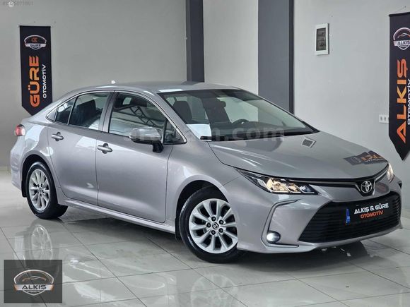 2021 Corolla 1.5 Dream 13 BIN KM DE OTOMATİK BOYASIZ