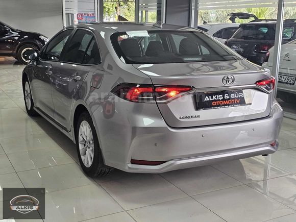 2021 Corolla 1.5 Dream 13 BIN KM DE OTOMATİK BOYASIZ