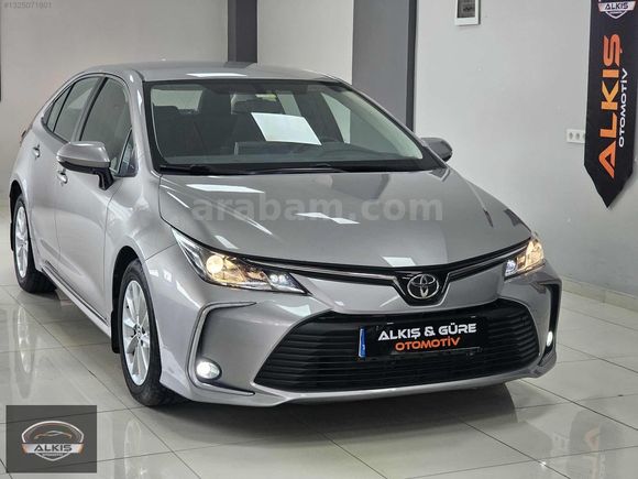 2021 Corolla 1.5 Dream 13 BIN KM DE OTOMATİK BOYASIZ