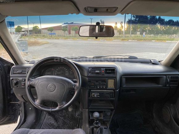 EMİR OTOMOTİVDEN Ok GİBİ VECTRA