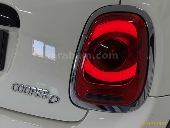NEVKOR AUTO'DAN BOYASIZ CAM TAVAN 1.5 DİZEL MINI CHILI OTOMATİK