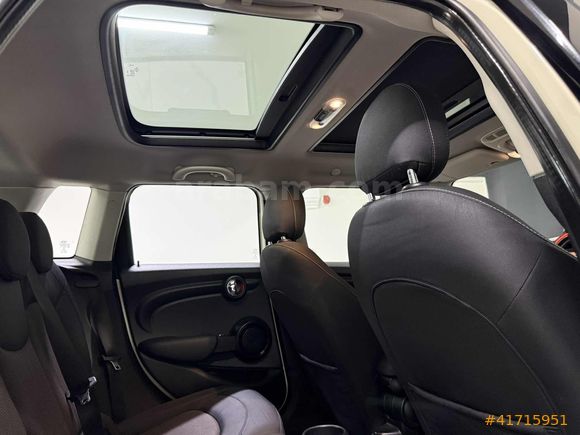 NEVKOR AUTO'DAN BOYASIZ CAM TAVAN 1.5 DİZEL MINI CHILI OTOMATİK