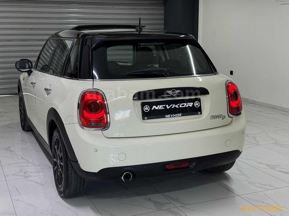NEVKOR AUTO'DAN BOYASIZ CAM TAVAN 1.5 DİZEL MINI CHILI OTOMATİK